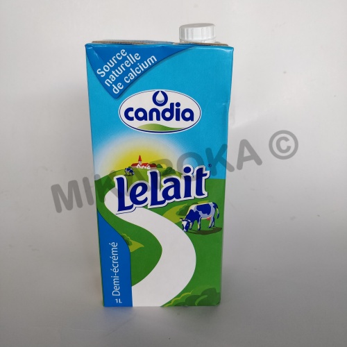 Lait demi-écrémé Candia 1L