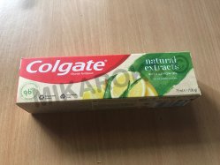 Dentifrice Colgate natural extracts 75ml